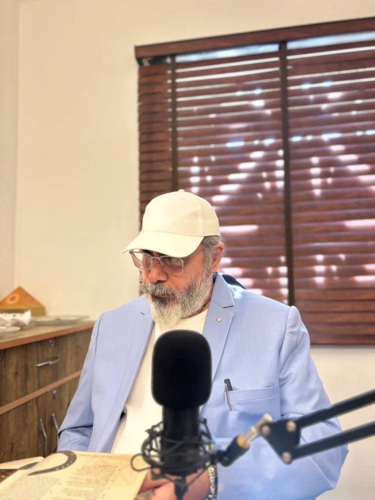 Manu Shandliya Ji
